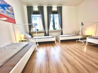 Neu: 3 Bedroom w/ 6 Beds in Hagen, 7min to A1 - Hagen - 9