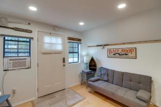 Higden Studio with Shared Patio, Yard Games, Grills! - Fairfield Bay - 6