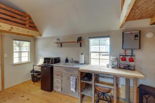 Cozy Higden Studio Close to Greers Ferry Lake! - Fairfield Bay - 6