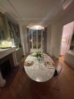 Grand appartement Haussmannien à 12 min de Paris - chic spacious classic Parisian apartment - Enghien-les-Bains - 9