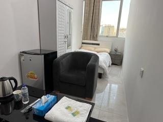 Corniche Street - Luxury Room - Abu Dhabi - 9