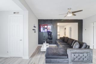 Spacious and luxurious home centrally located between Miami and Ft. Lauderdale - Miramar - 6