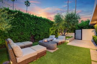 Canyon Palms Estate- Ultra-Luxe, Pool, Spa, Firepit, Outdoor Kitchen & More - Palm Springs - 6