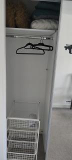 Cheerful house, private room and private shower/ toilet. comfortable king size mattress - Colchester - 5