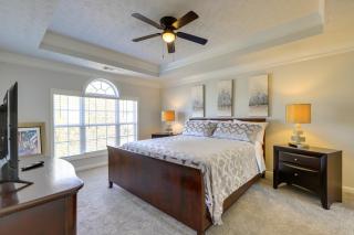 Spacious Georgia Home with Deck, Grills and Fireplace! - Riverdale - 1