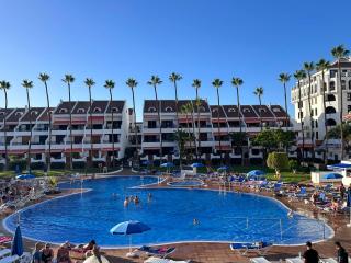 Parque Santiago II , renovated, ocean view, heated swimming pool ! - Playa de las Américas - 0