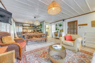 Bohemian New Braunfels Home with River Access! - 5