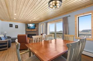 Sugar Ski and Country Club - Ski In/Ski Out - 1