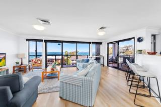 Peninsula Waters Unit 14 Soldiers Point Road 2 - 8