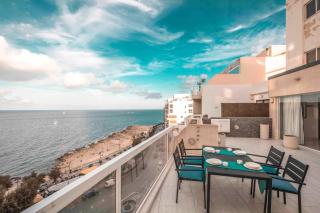 Oceanfront 3BR Penthouse Luxury & Views in Sliema - 0