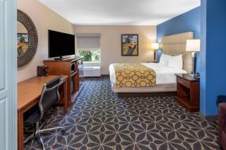 Baymont by Wyndham McAllen Pharr - 9