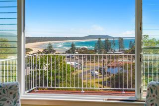 Yurung, 26 Dulconghi Street - Crescent Head - 2
