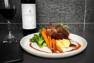 Fairleys of Corowa - Corowa - 4