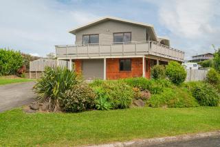 Hosts on the Coast - Views over Whiti Terrace - Whitianga - 4