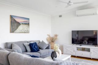Coastal Cottage in Nelson Bay - Nelson Bay - 5