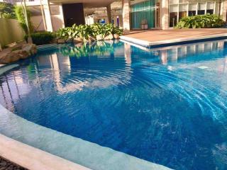2BR Cozy Unit/WIfi/Pool/Skyline view @Pasig - Manila - 9