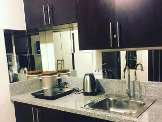 2BR Cozy Unit/WIfi/Pool/Skyline view @Pasig - Manila - 4