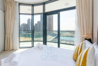Lavish & upgraded one bedroom apt at Zada Tower! - Dubai - 2