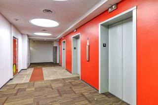 Industrial-Style Cityscape 1 Bedroom Loft - 7