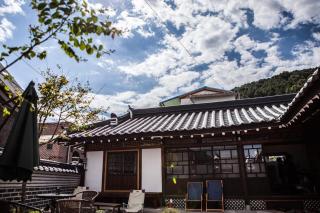 Bonghwangjae Hanok Guesthouse - Gongju - 0