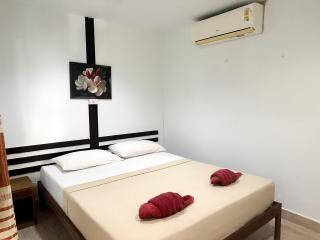 Bang sit Guest House - Phi Phi Don - 1