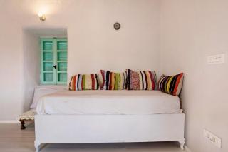 Sira Stonehouse lll - Volimes - 6