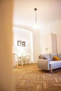 Mieszkanie w sercu Warszawy - 5