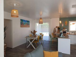 Villa piscine chauffée babyfoot pétanque ping-pong - 6