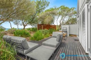 Ocean Dunes - Absolute Beachfront with Fireplace - Culburra Beach - 8