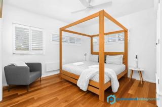 Ocean Dunes - Absolute Beachfront with Fireplace - Culburra Beach - 1