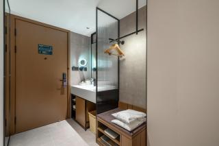 Atour Hotel Qingdao Tangdao Bay Jinggangshan Station - Huangdao - 9