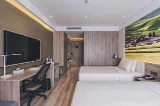 Echarm PLUS Hotel Chongqing Liziba Lianglukou Subway Station - 3