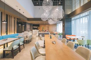 Atour Hotel Ningbo Sanjiangkou Bund Book City - 2