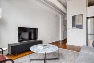 River North 1br w gym lounge roof nr Riverwalk CHI-896 - 8