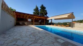 Villa Ploča on Hvar with a private heated pool - Dol - 7