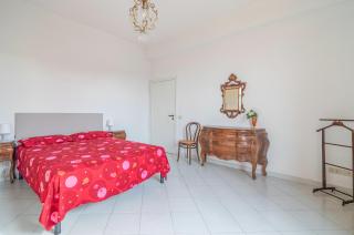 Comfy Flat Steps Away from Siena Station! - Siena - 1