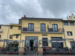 Like Lake Martana - 9