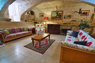 Mill House - Għarb - 1