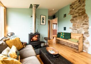 Penrhiw - a country cottage with mountain views - Newport - 2