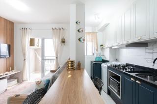 Vista do nascer do SOL e do MAR da janela do quarto seu quarto - Apartamento com dois quartos, sala de estar, cozinha completa, piscina, ar condicionado, playground infantil, a 150 metro da PRAIA - 6