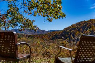 Creekside Paradise - A Peaceful Family Focused Retreat on a Flowing Creek - Sparta - 9