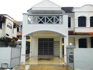 Pinang Beach Home @ Ferringhi - Batu Feringgi - 0