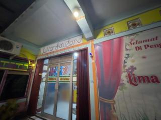 OYO 93308 Lima Saudara Syariah - Painan - 8