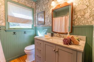 Creekside Paradise - A Peaceful Family Focused Retreat on a Flowing Creek - Sparta - 2