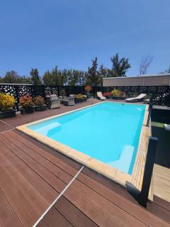 Shanti Haveli Beachfront Apartments - 2
