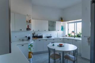 Room in a spacious modernist Apt with views & pool - Tal-Mejda - 9