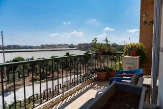 Room in a spacious modernist Apt with views & pool - Tal-Mejda - 8