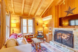 Little Fox Den Ellijay Cabin Rental with Hot Tub! - 9