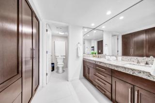 Amazing 7th floor beachfront condo wonderful views - 9