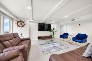 Luxury 6th Floor Beachfront Condo Amazing Views - South Padre Island - 7